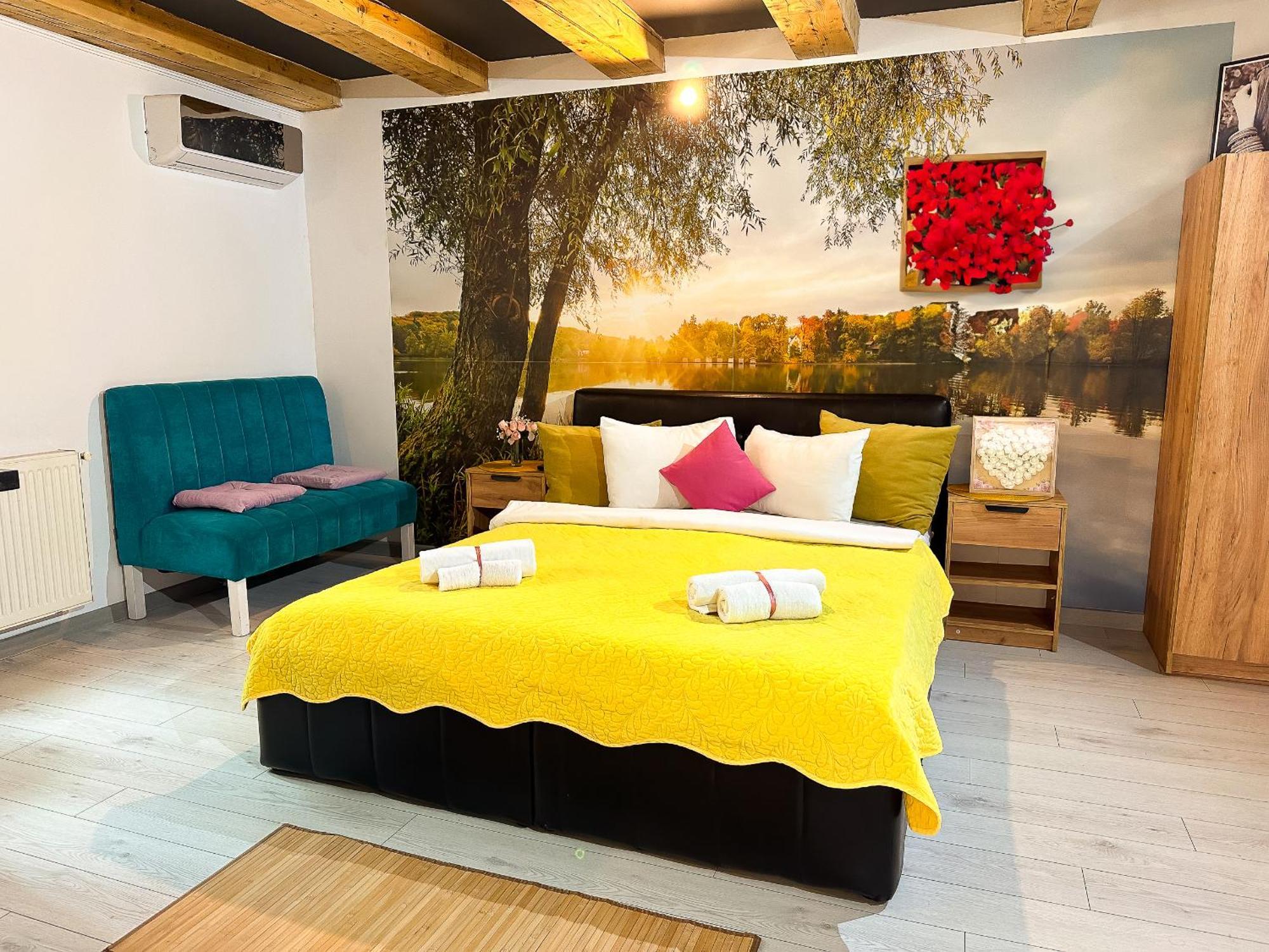 Venus Central Lux Studio Craiova Kültér fotó